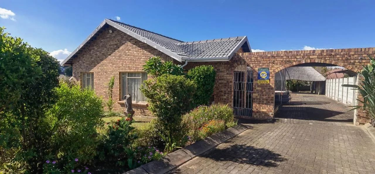 3 Bedroom House to rent in Pioneer Park