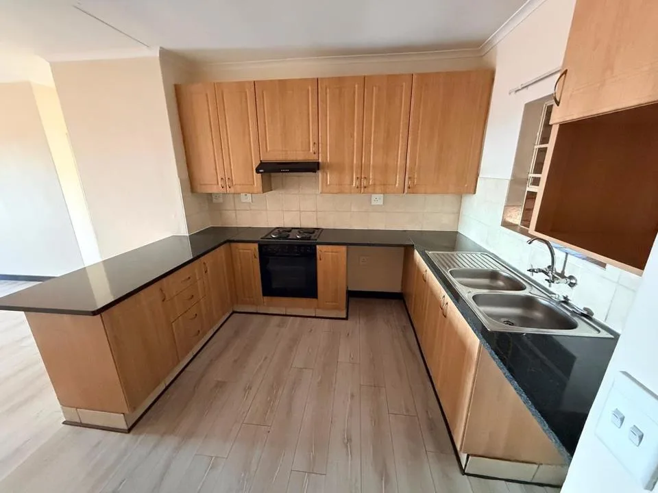 2 Bedroom Apartment / flat to rent in Paramount Estate