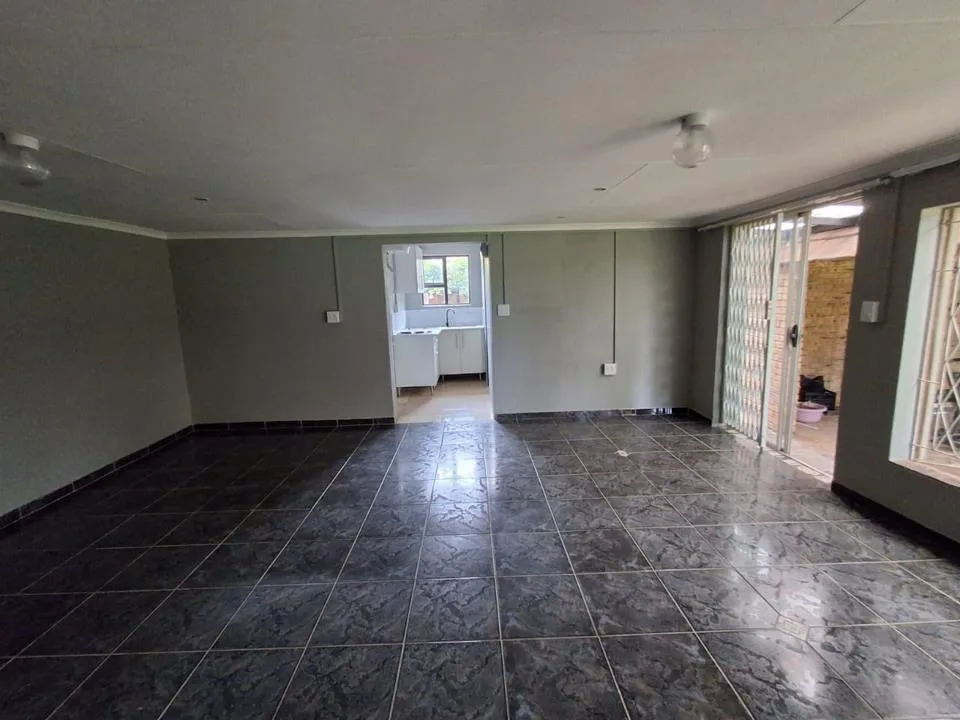 1 Bedroom House to rent in Birch Acres