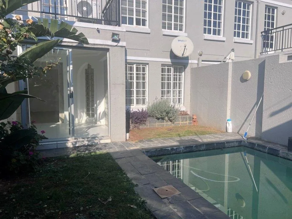 2 Bedroom Townhouse to rent in Morningside