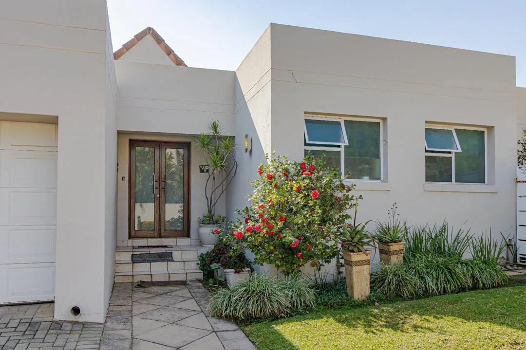 2 Bedroom House to rent in Cedar Lakes