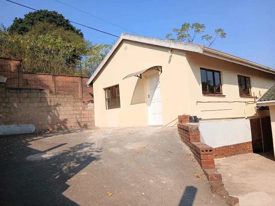 2 Bedroom House to rent in Brindhaven