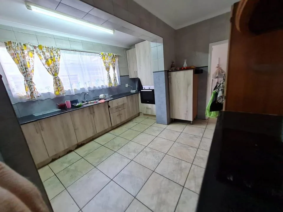 3 Bedroom Townhouse to rent in Krugersdorp North