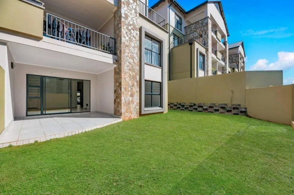 3 Bedroom Apartment / flat to rent in Waterfall