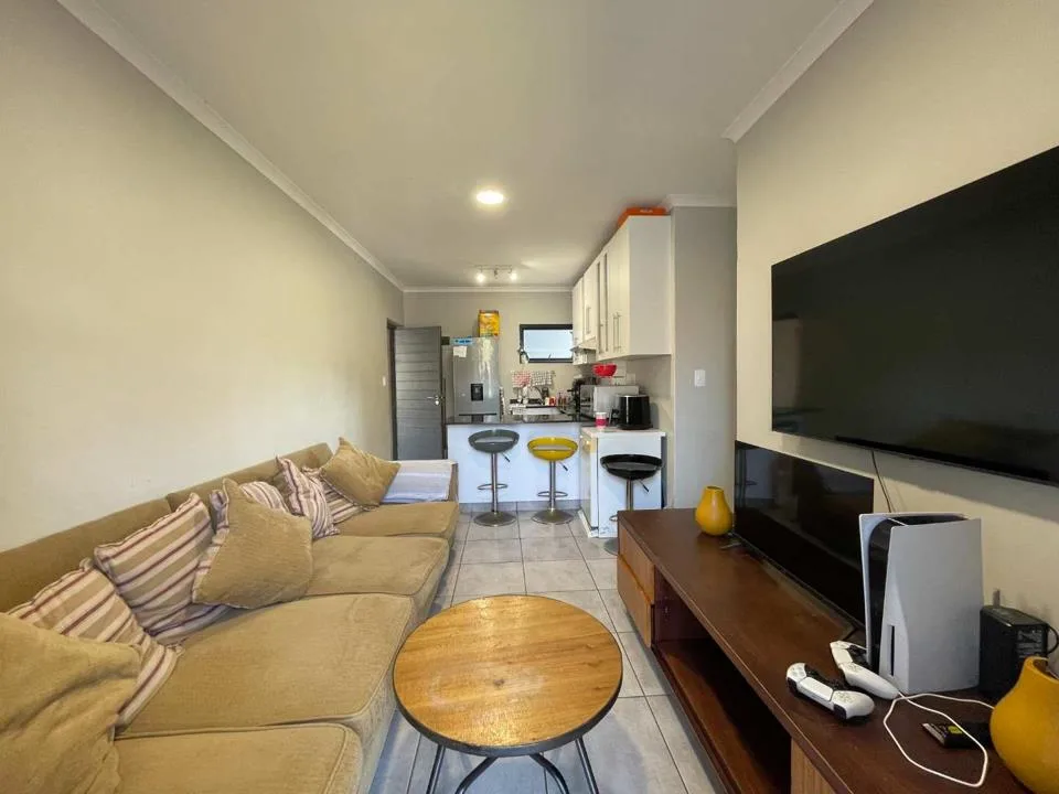 3 Bedroom Apartment / flat to rent in Waterfall