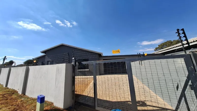 2 Bedroom House to rent in Rayton