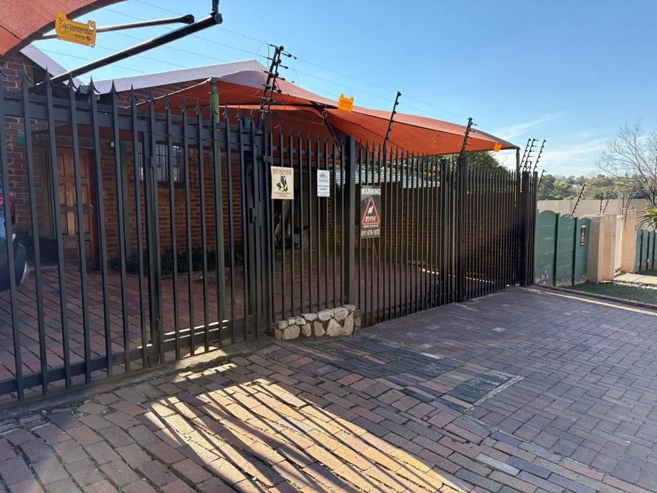 1 Bedroom Apartment / flat to rent in Weltevreden Park