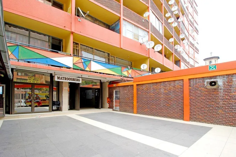 3 Bedroom Apartment / flat to rent in Hillbrow