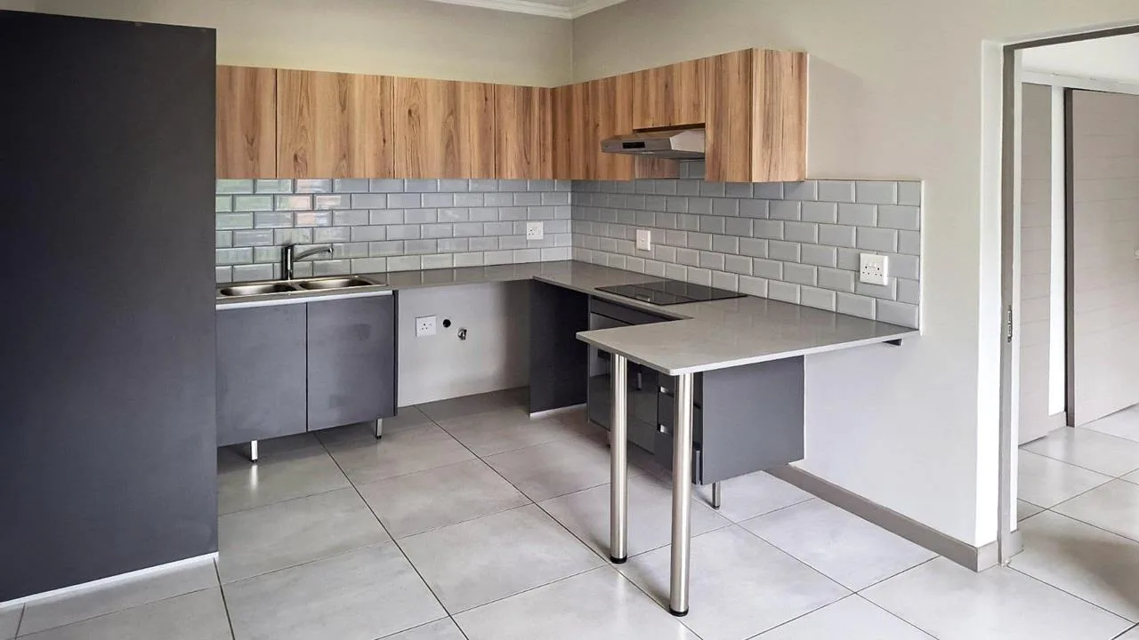 1 Bedroom Apartment / flat to rent in Waterfall