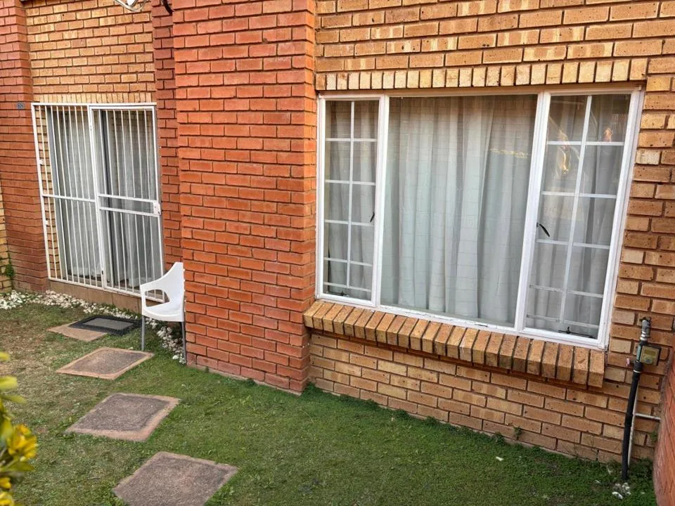1 Bedroom Apartment / flat to rent in The Reeds