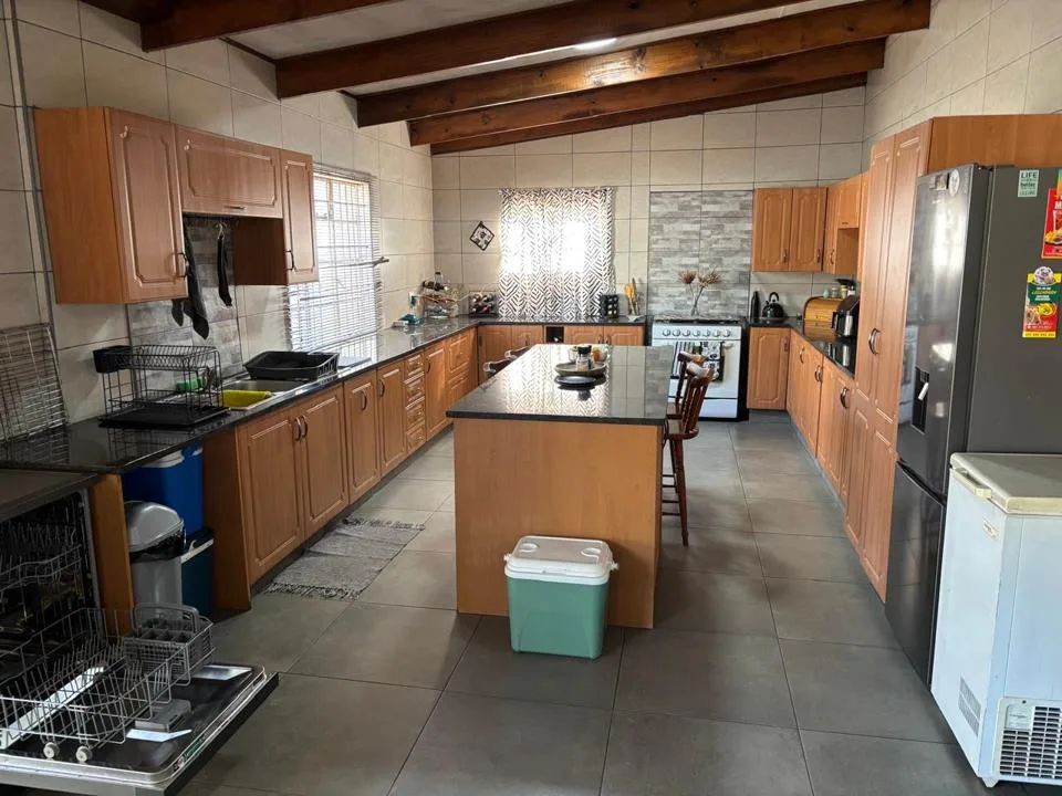 3 Bedroom House to rent in Brakpan Central
