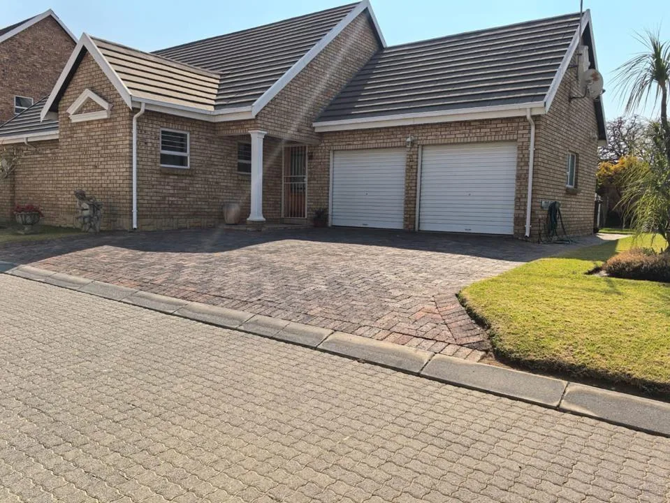 3 Bedroom House to rent in Sharon Park