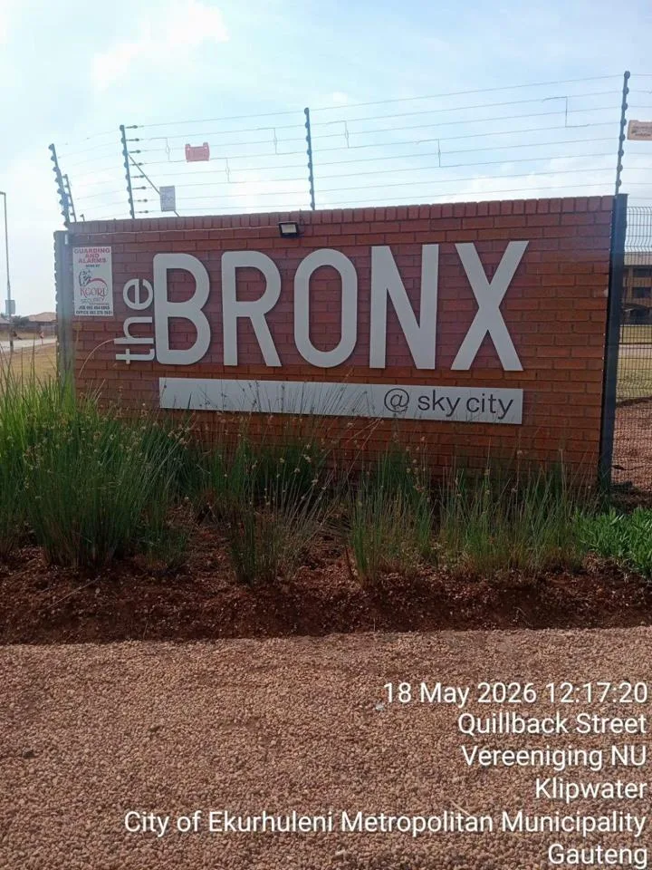 2 Bedroom Apartment / flat to rent in Sky City