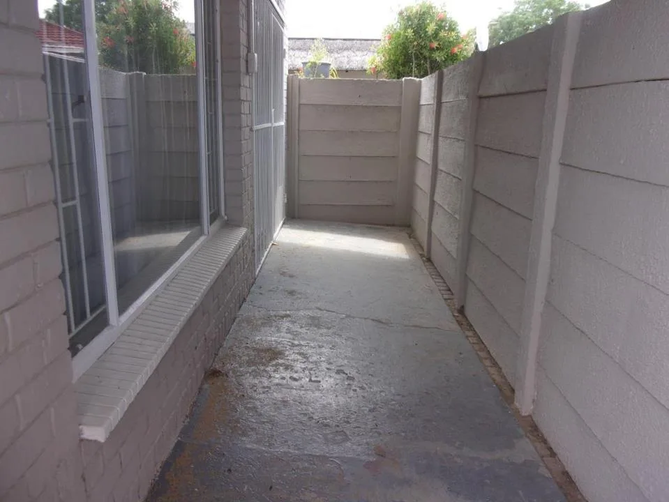 1 Bedroom Apartment / flat to rent in Northmead