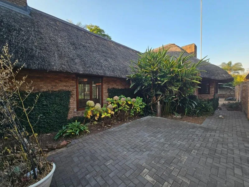 5 Bedroom House to rent in Waterkloof