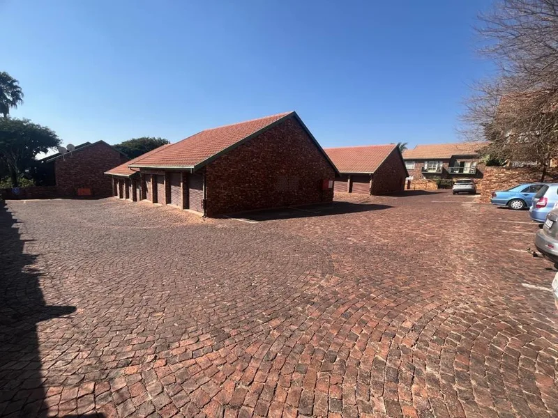 2 Bedroom Apartment / flat to rent in Centurion Central