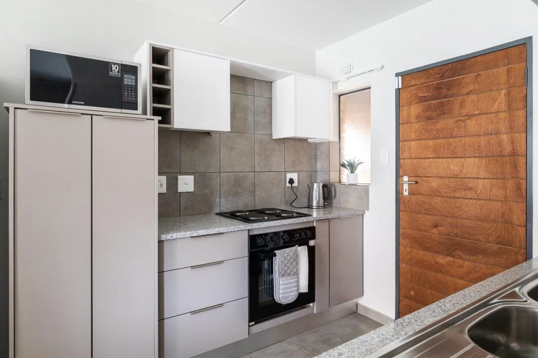 2 Bedroom Apartment / flat to rent in Alrode South