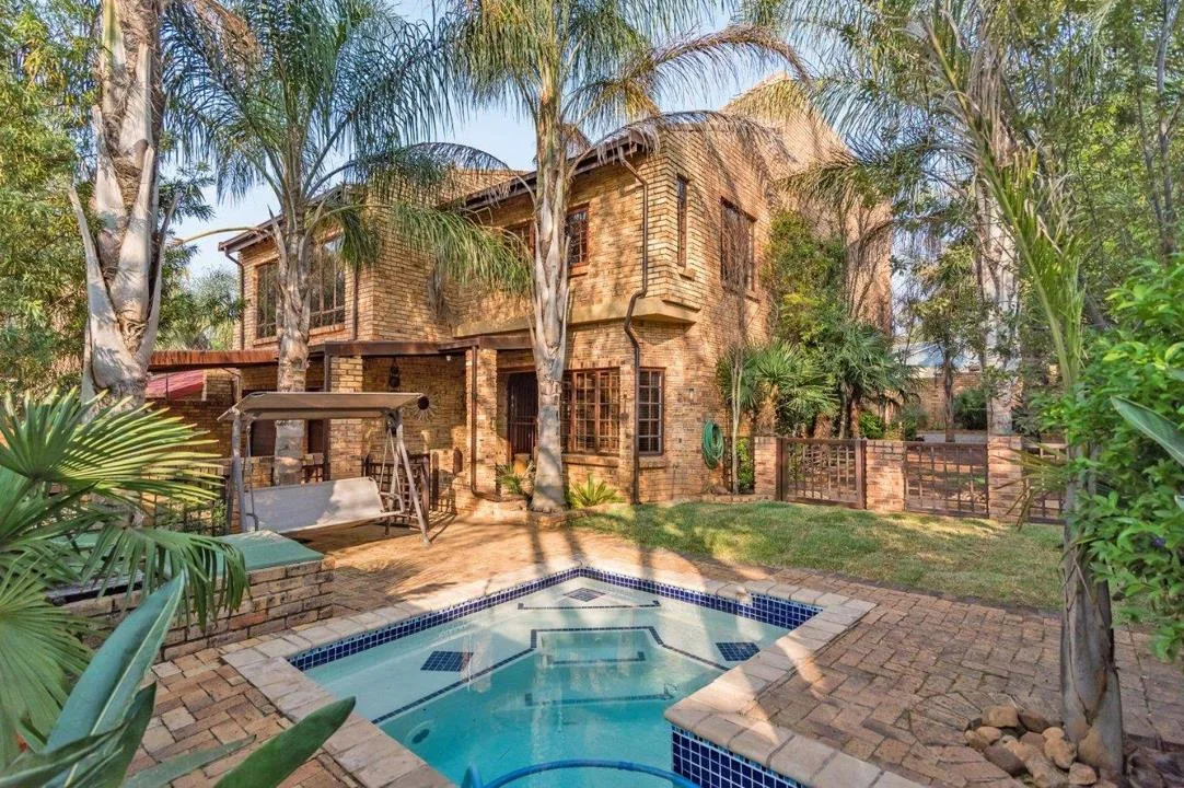 4 Bedroom House to rent in Helderkruin