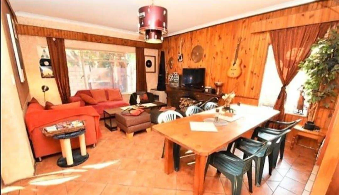 1 Bedroom House to rent in Fontainebleau