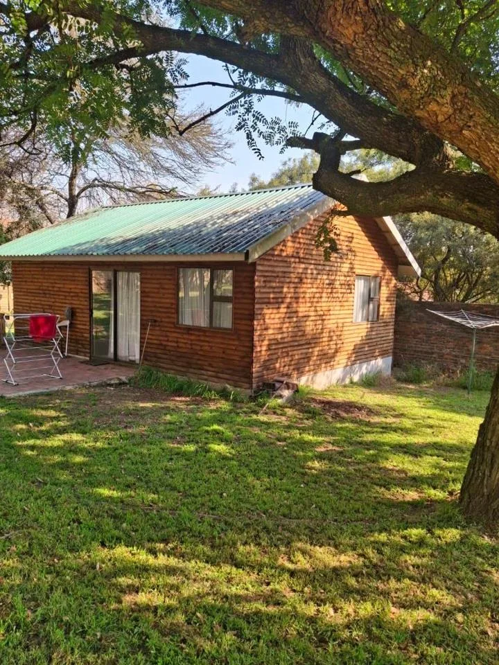 2 Bedroom Apartment / flat to rent in Glen Austin AH
