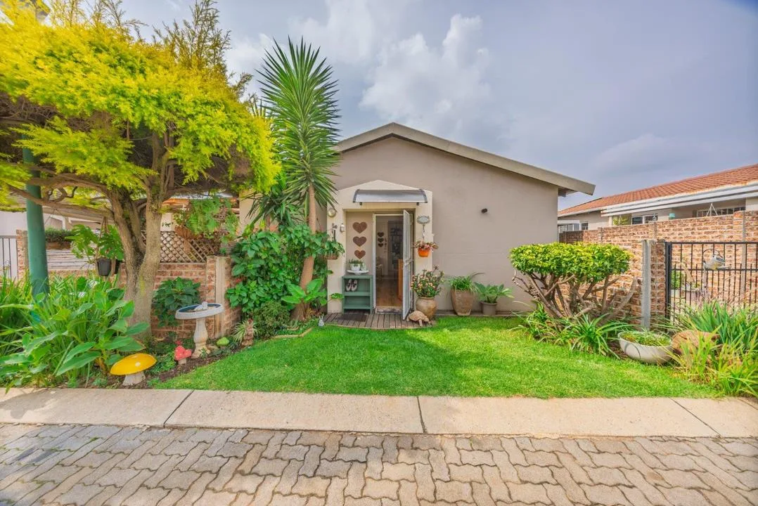 2 Bedroom Townhouse to rent in Eden Glen