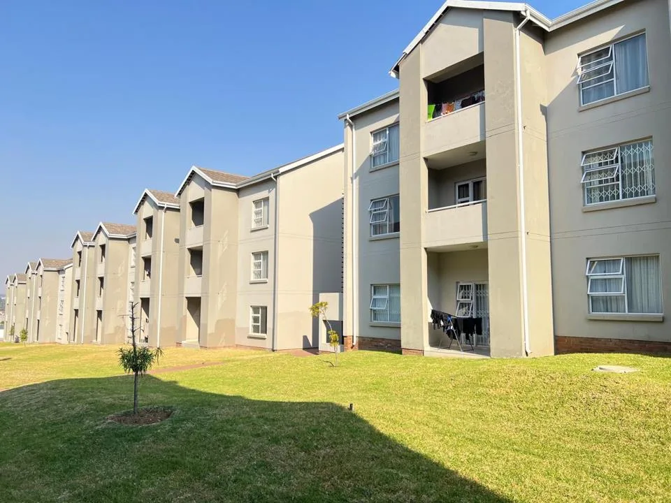 2 Bedroom Apartment / flat to rent in Blue Hills