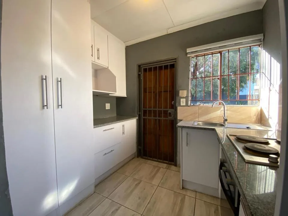 1 Bedroom House to rent in Liefde En Vrede