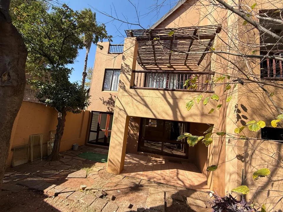 1 Bedroom Apartment / flat to rent in Douglasdale
