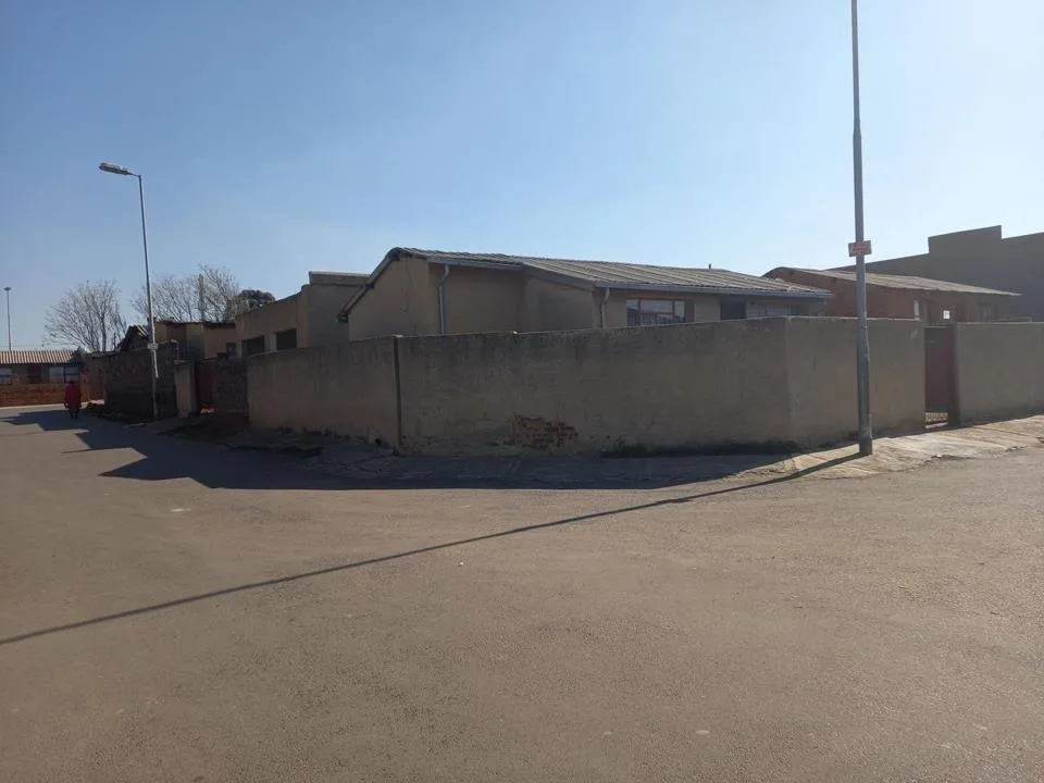2 Bedroom House to rent in Naledi