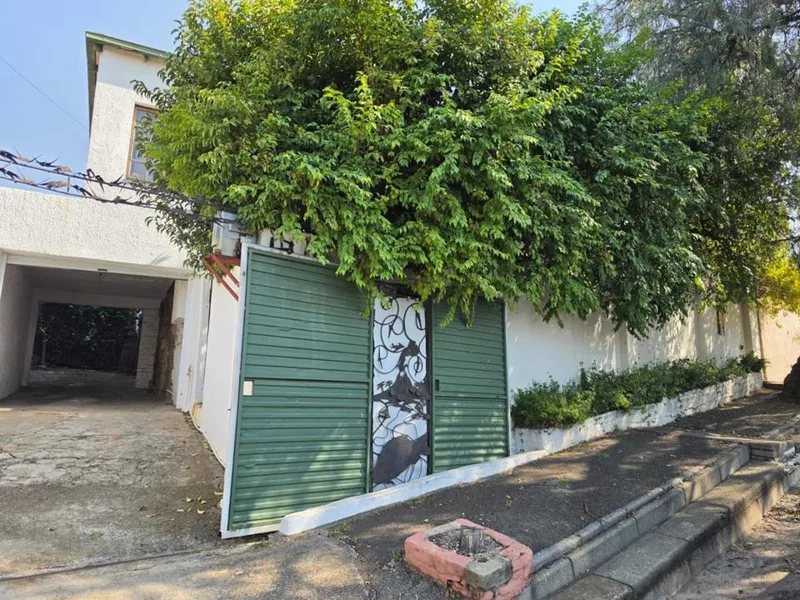 3 Bedroom House to rent in Kensington