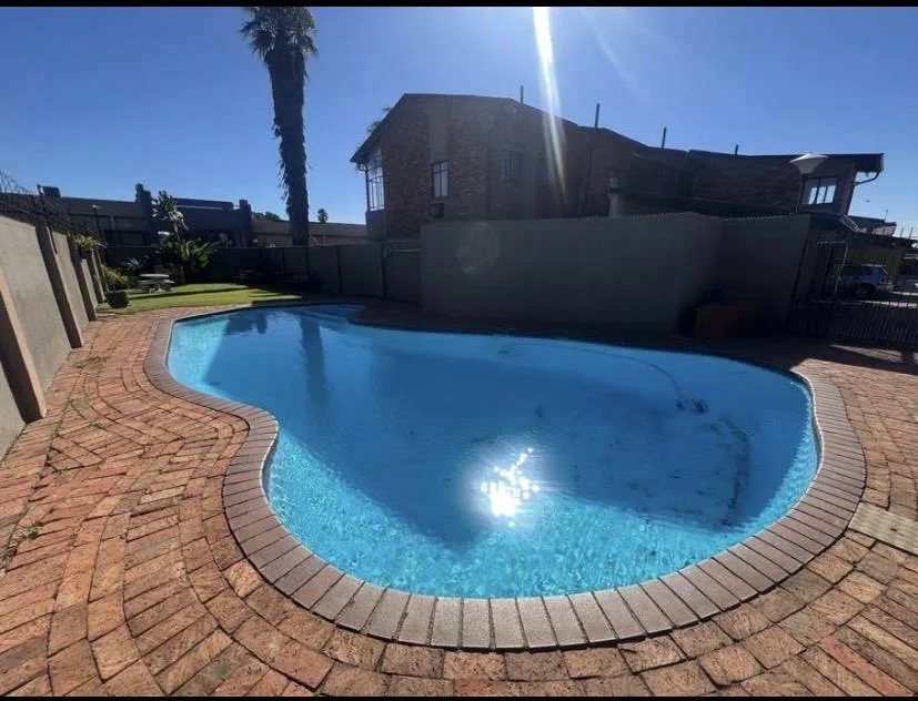 3 Bedroom Townhouse to rent in Brackenhurst