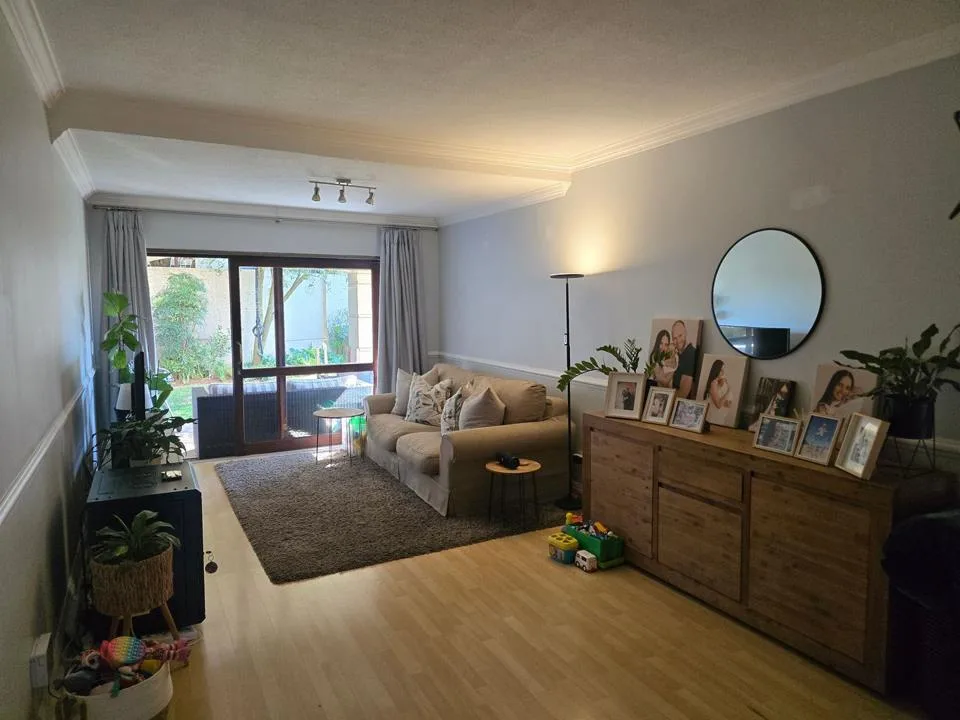 2 Bedroom Apartment / flat to rent in Melrose Estate