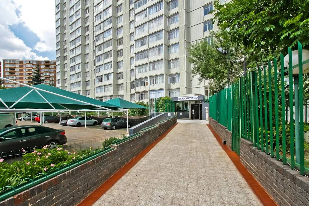 1 Bedroom Apartment / flat to rent in Bedford Gardens