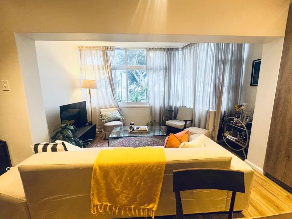 2 Bedroom Apartment / flat to rent in Sea Point