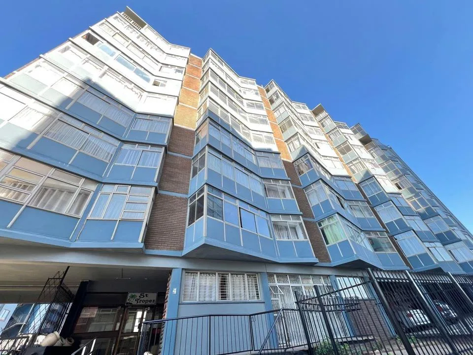 1.5 Bedroom Apartment / flat to rent in South Beach