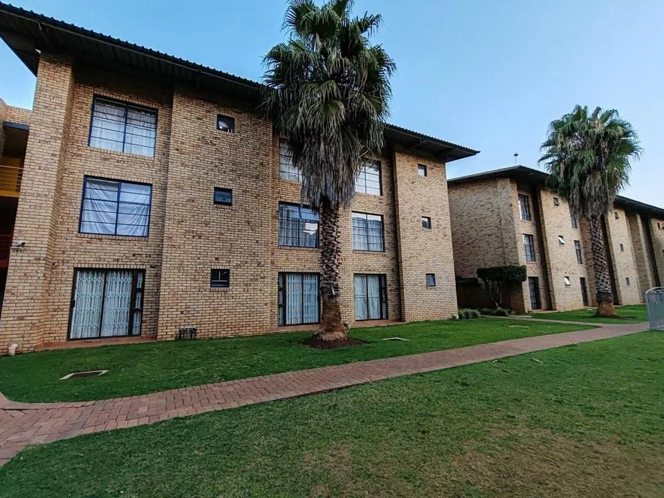 1 Bedroom Apartment / flat for sale in Kannoniers Park