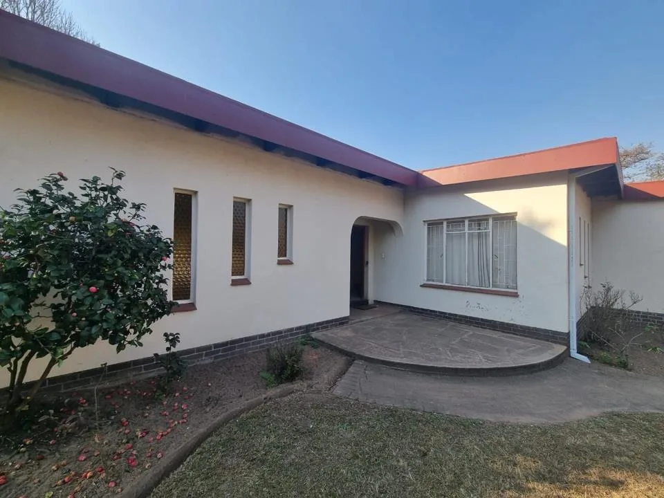 3 Bedroom House to rent in Schuinshoogte