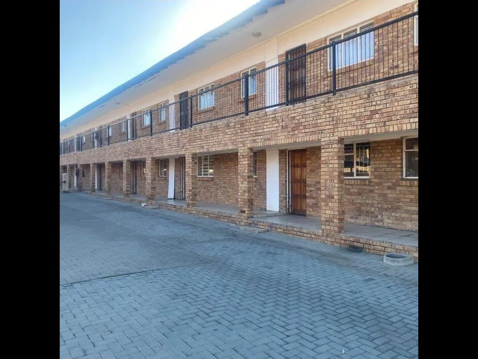 1 Bedroom Apartment / flat for sale in Klerksdorp Central