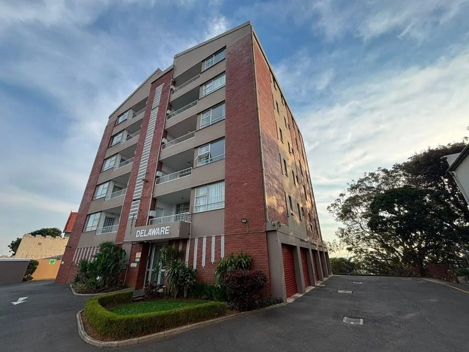 3 Bedroom Apartment / flat to rent in Morningside