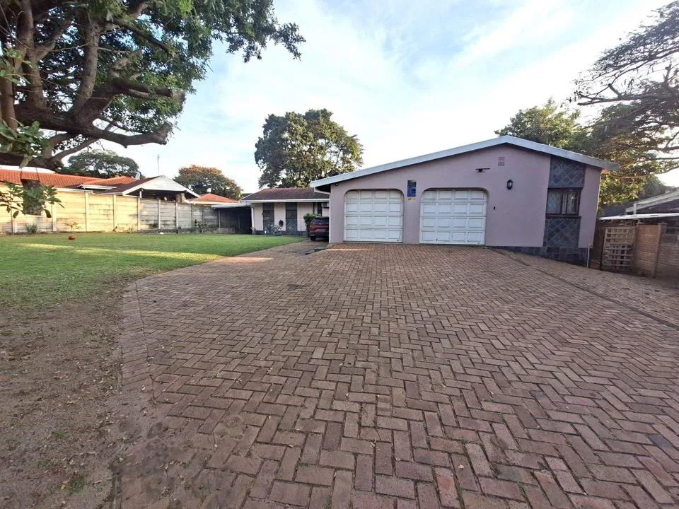 4 Bedroom House to rent in Meer En See