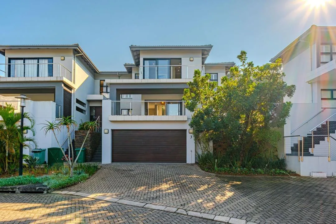 3 Bedroom Apartment / flat to rent in Brettenwood Coastal Estate
