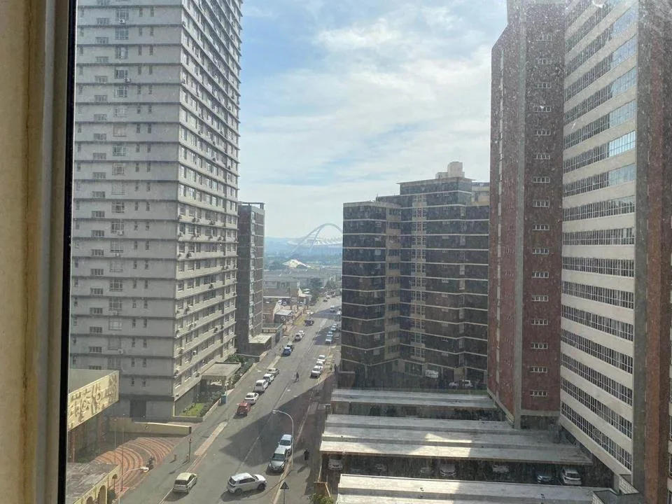 2 Bedroom Apartment / flat to rent in North Beach