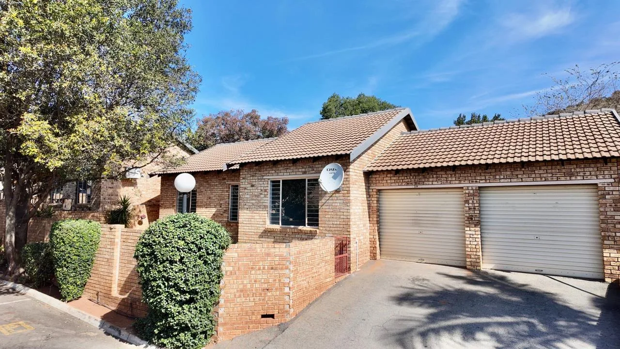 3 Bedroom Townhouse for sale in Cashan