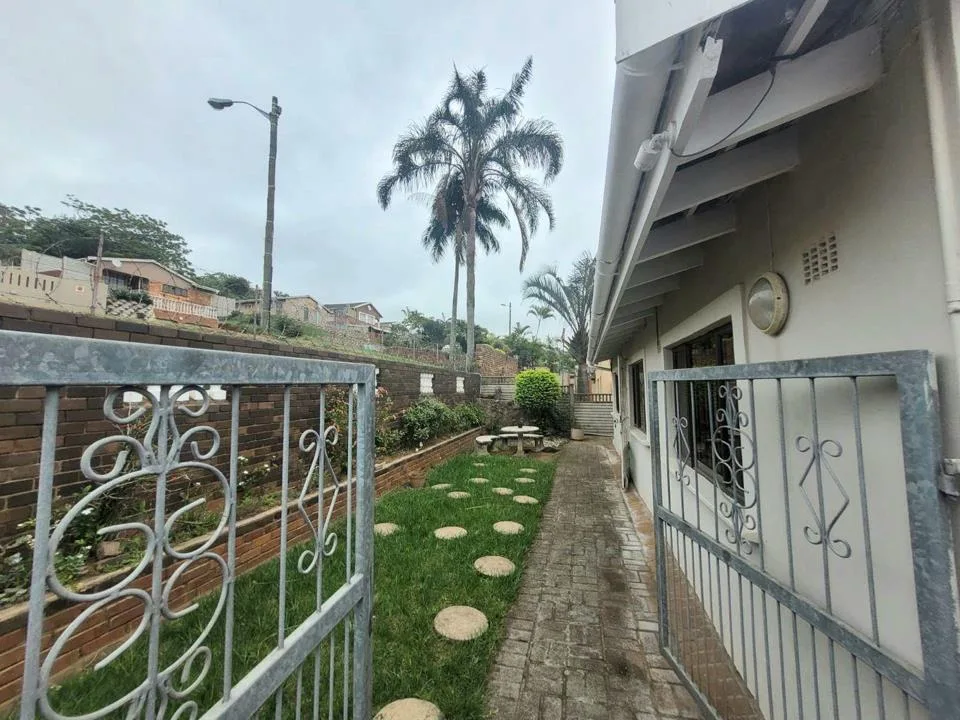 3 Bedroom House to rent in Shallcross