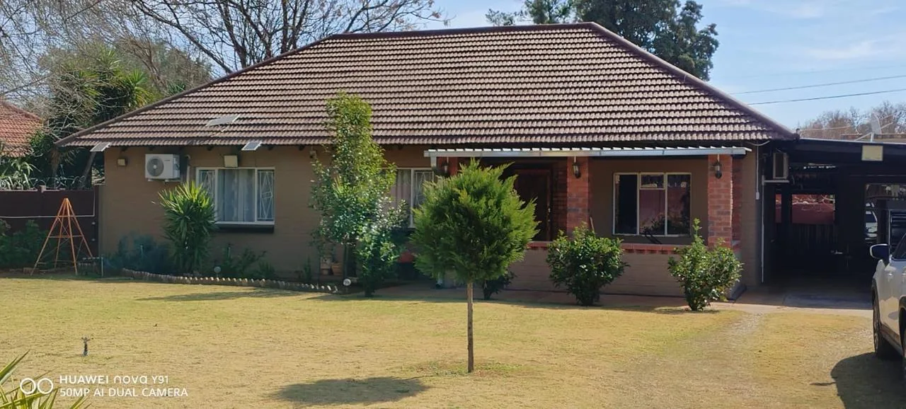House for sale in Stilfontein Ext 3