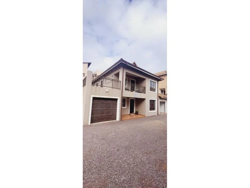3 Bedroom Townhouse to rent in Winklespruit