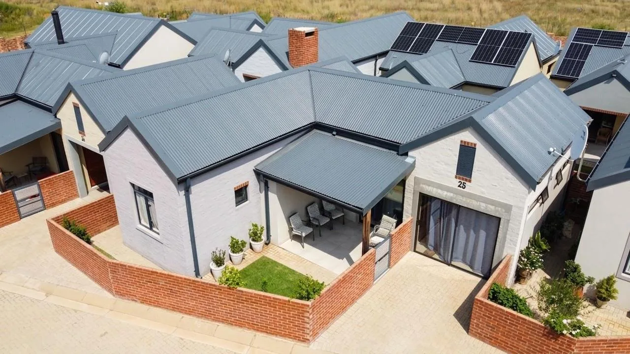 1 Bedroom Townhouse for sale in De Land Estate