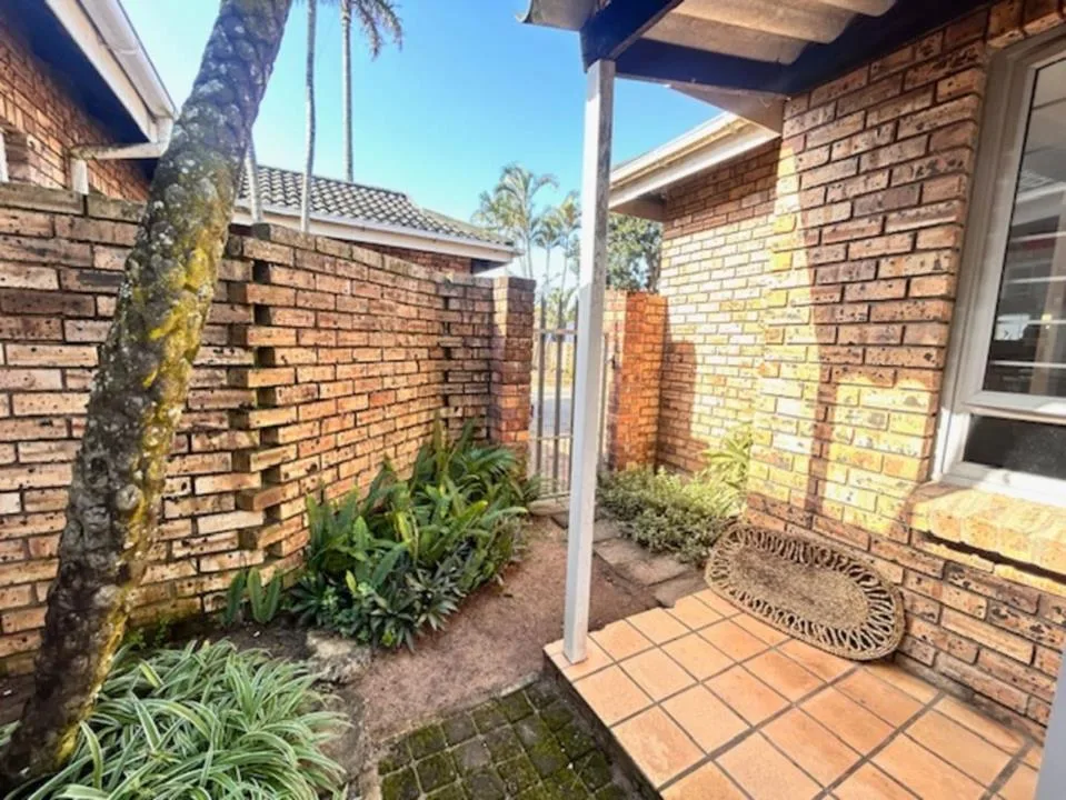 2 Bedroom Townhouse to rent in Meer En See