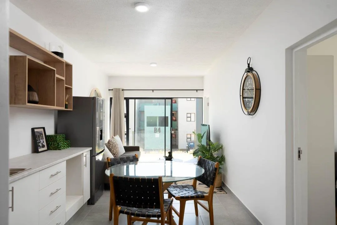 3 Bedroom Apartment / flat to rent in Sheffield Beach