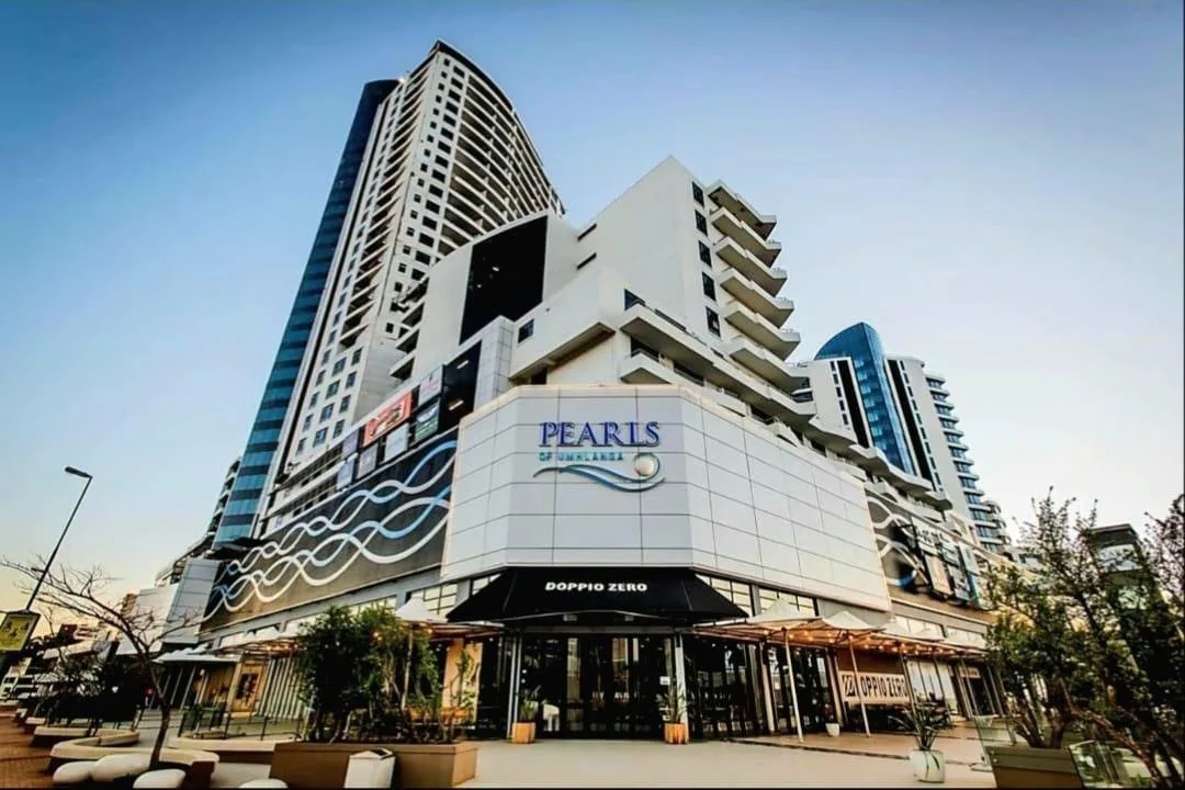 0.5 Bedroom Apartment / flat to rent in Umhlanga Central